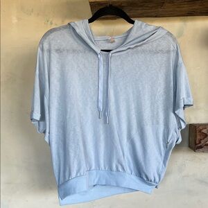 FP Rally hooded Tee in light blue